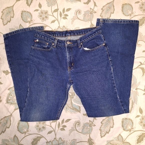 A pair of Ralph Lauren ladies denim flare leg jeans in a size 9/10. 100% cotton - Picture 1 of 8